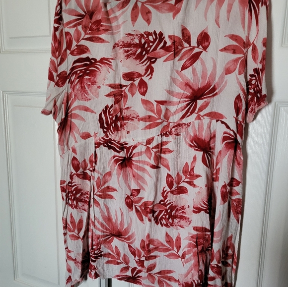 Ladies 2xl tunic - Picture 4 of 4